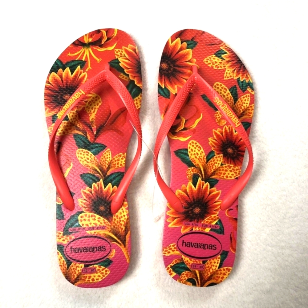 HAVAIANAS Flip-Flops Sandals Hawaiian Floral Pink Womens SZ US 9/10 NWOT's
